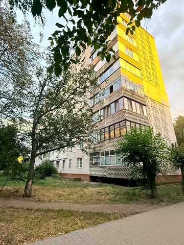 Сергія Амброса вул., 40