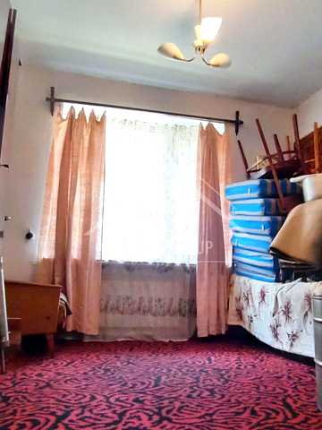 Казахська вул., 15
