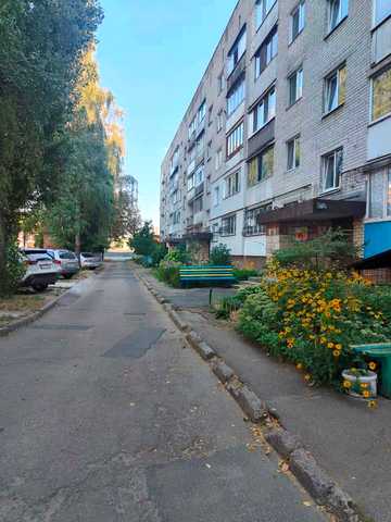 Симиренківська вул., 2/1