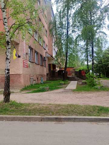 Петра Дорошенка вул., 19