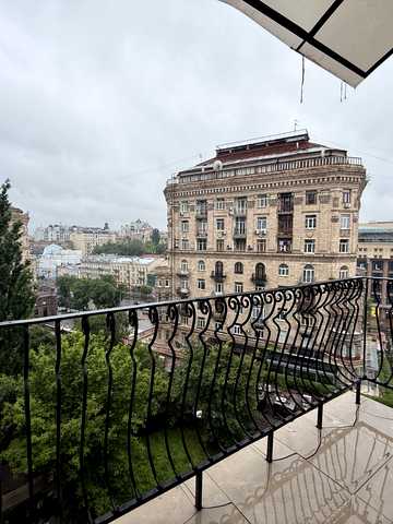 Лютеранська вул., 8