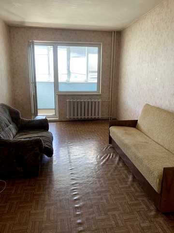 Драгоманова вул., 14