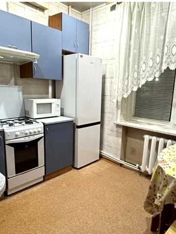 Богдана Хмельницького просп. (Героїв Сталінграда), 109