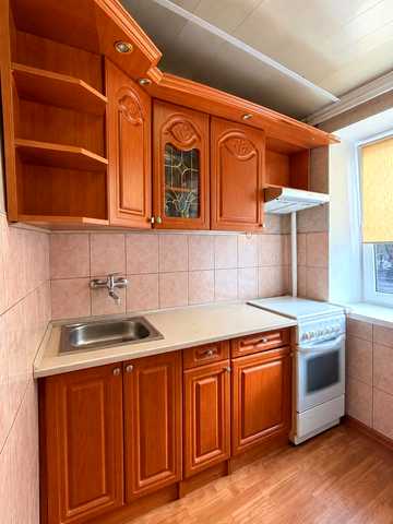 Генерала Безручка вул., 5