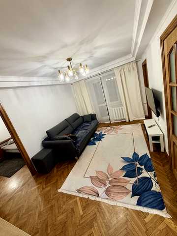 Лесі Українки бульв., 28