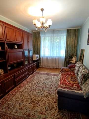Юності просп., 5