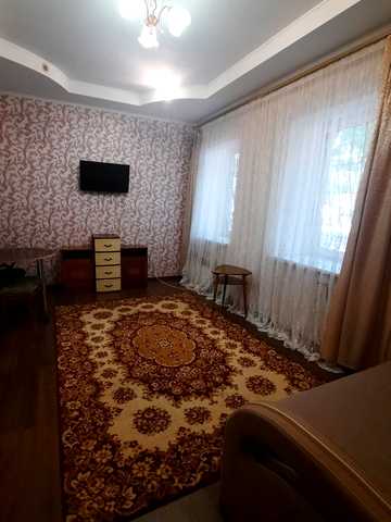 Майстрова вул., 42