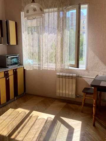 Європейського Союзу просп. (Правди), 17-А
