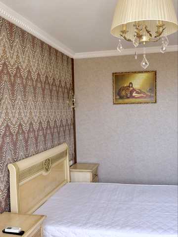 Валерія Лобановського просп. (Червонозоряний), 150-Б