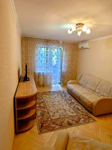 Святошинський пров., 2