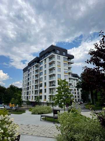 Петра Карманського вул. (), (Будинок 1)