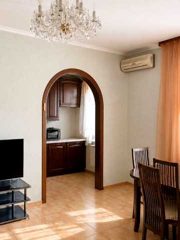 Богатирська вул. (Лейтенанта Шмідта), 31