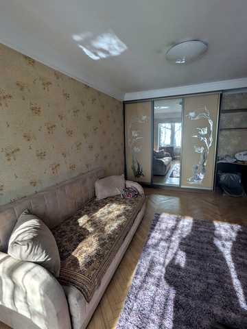 Амвросія Бучми бульв., 1