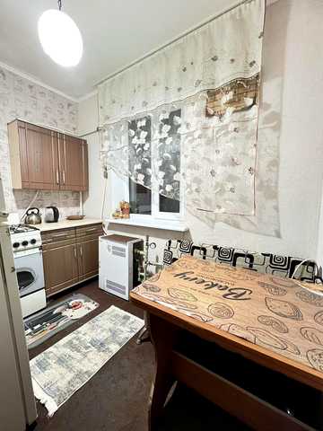 Незалежності вул. (Космонавта Попова), 26 к1