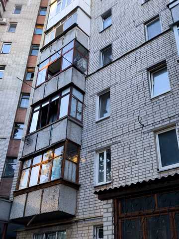 Різдвяна вул., 71