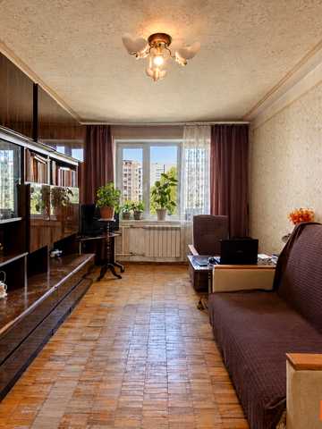 Патріарха Мстислава Скрипника вул. (Миколи Островського), 13