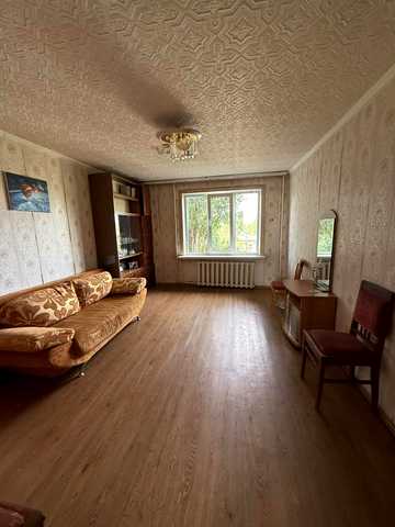Академіка Корольова вул., 37