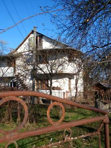 Січових Стрільців, 128