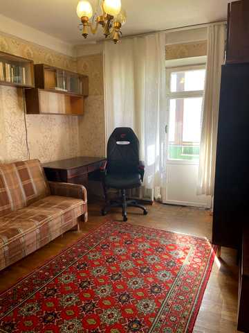 Лісовий просп., 33