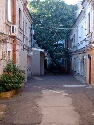 Новосельського вул., 24