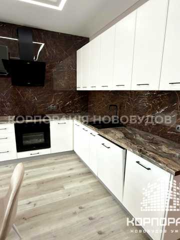 Загорська вул., 184