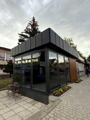 Чорновола вул., 19