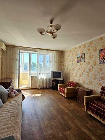 Адміральський просп. (Патріса Лумумби), 1в