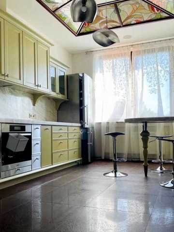 Старокозацька вул. (Комсомольська), 52-А