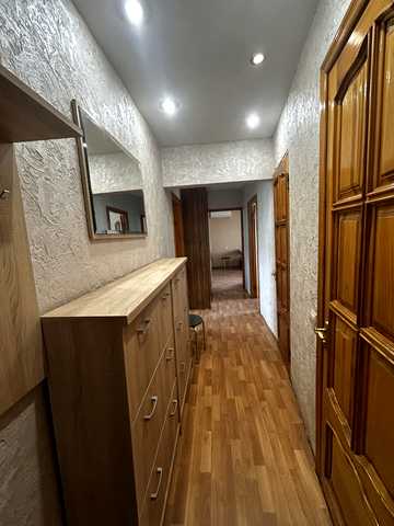 Транспортна вул., 10
