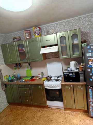 Дорошенка вул., 6