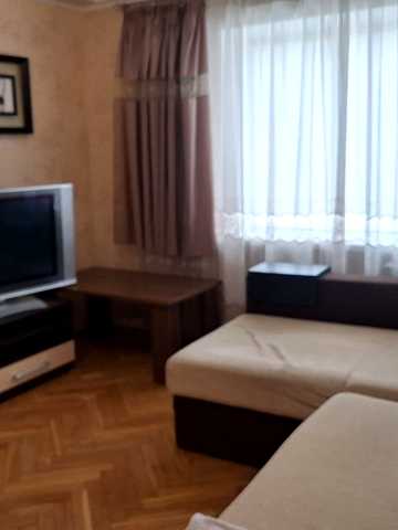 Лесі Українки бульв., 9