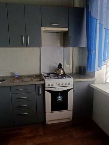 Автозаводська вул., 4