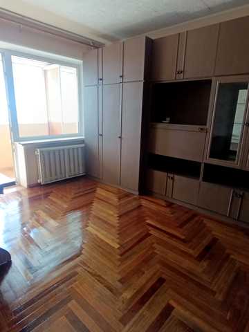 Автозаводська вул., 6