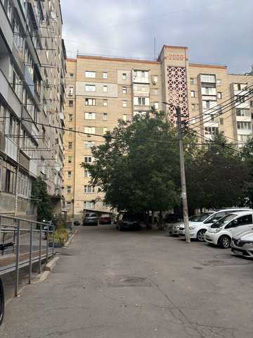Миколи Амосова пров. (Червоний), 21