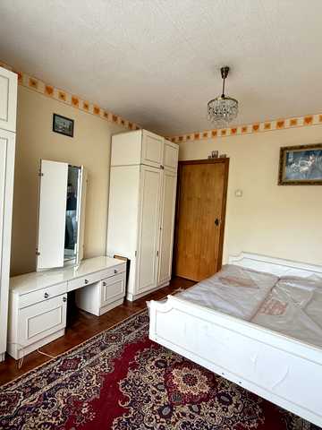 Пономарьова вул., 34