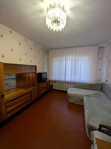 Зодчих вул., 30