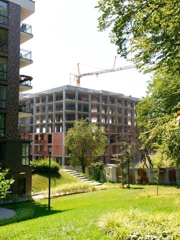 Лісна вул., (Будинок 4)