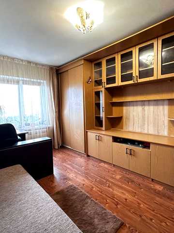 Федора Ернста вул., 6
