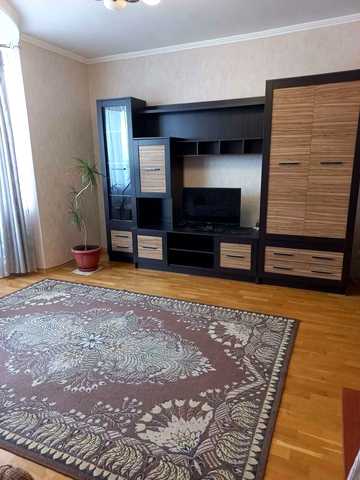 Осіння вул., 33