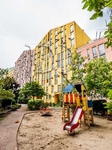 Регенераторна вул., 4к2