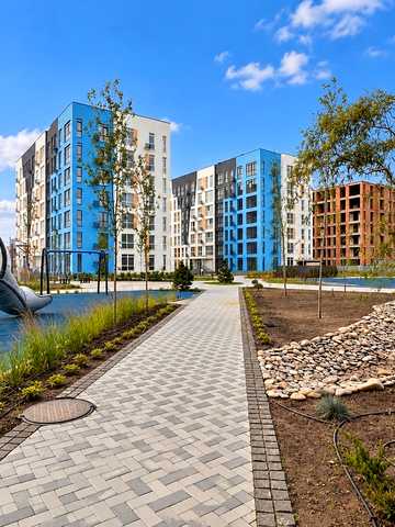 Кузьми Скрябіна вул., 14