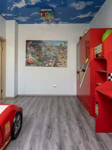 Червоної Калини просп., 8