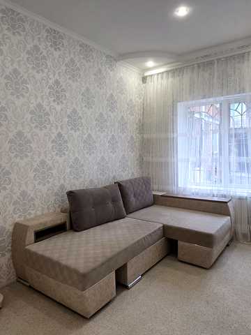 Костецька вул. (Генерала Ватутіна), 10