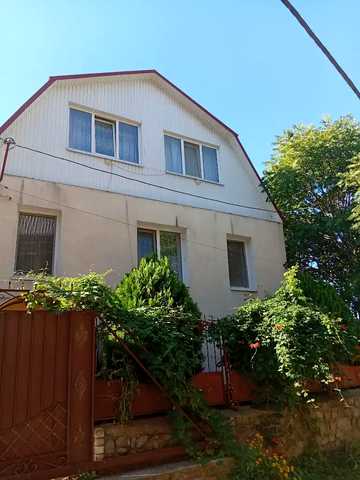 Звивиста вул., 14