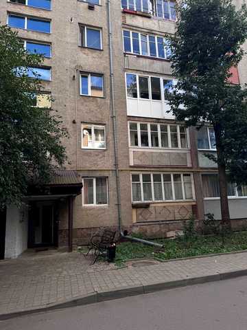 Василя Стефаника вул., 5