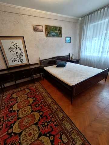 Шолом-Алейхема вул., 5