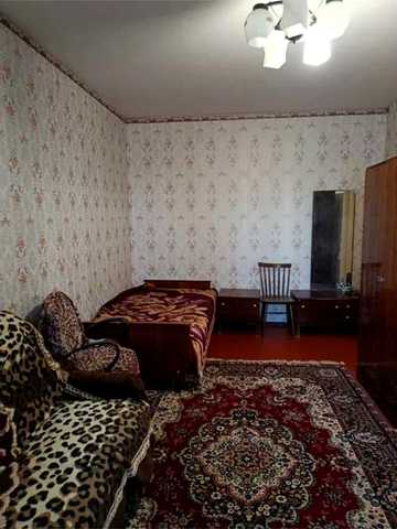 Європейського Союзу просп. (Правди), 17