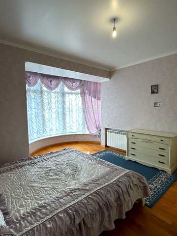 Соломії Крушельницької вул., 37
