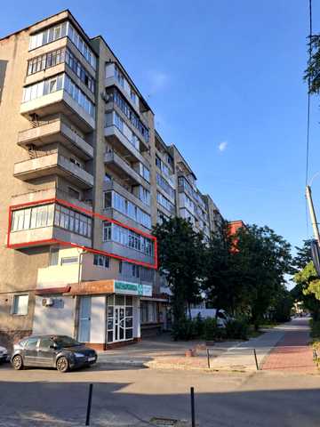 Степана Бандери вул., 60