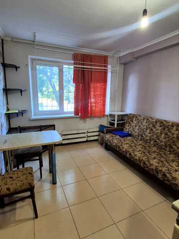 Івана Каркача бульв., 75